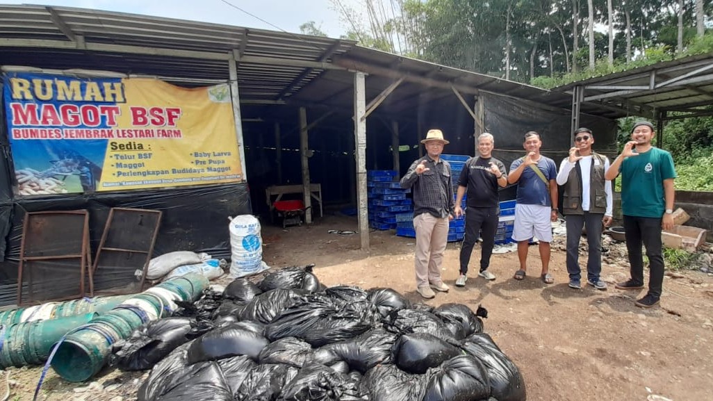 JENDERAL MAGGOT UNGARAN